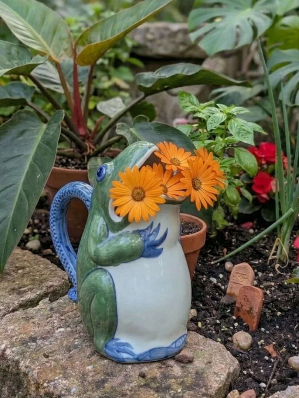 Vintage WCL Ceramic Frog Pitcher Vase